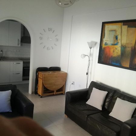 2 Bedroom Newly Renovated Bungalow Close To Bars & Restaurants ลอสอัลกาซาเรส ภายนอก รูปภาพ