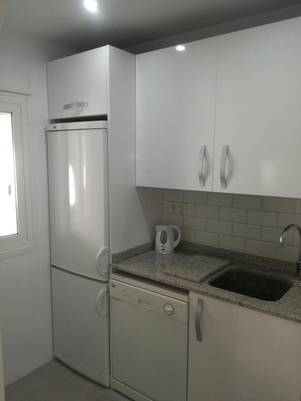 2 Bedroom Newly Renovated Bungalow Close To Bars & Restaurants ลอสอัลกาซาเรส ภายนอก รูปภาพ